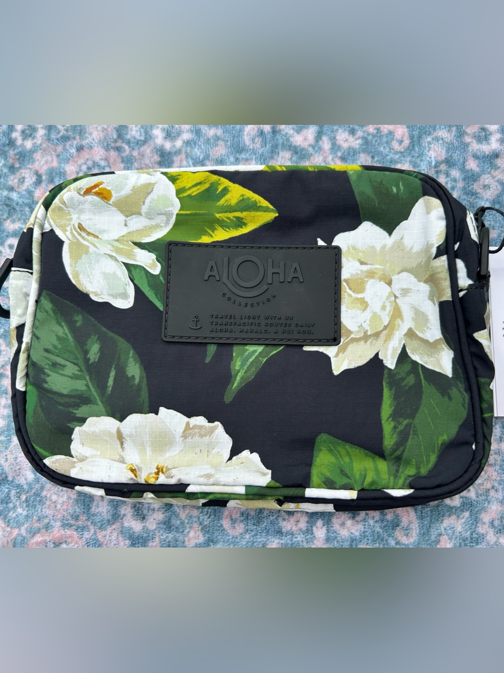 Aloha Collection Gardenia Le Tour NWT